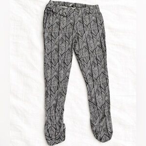 DEX Black and White Geometric Patterned Pants leggings